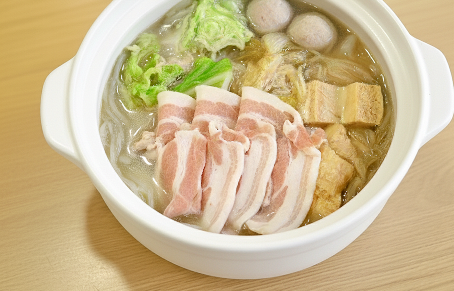 東北酸菜白肉鍋 PICKLED CABBAGE  PORK HOT POT
